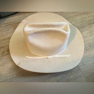 Cream Wool Felt Western Cowboy Hat Calgary Stampede